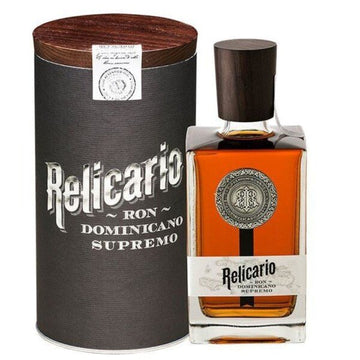 Relicario Ron Dominicano Supremo premium rum bottle with gift box packaging
