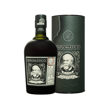 Diplomatico Reserva Exclusiva premium rum bottle with matching gift tube packaging