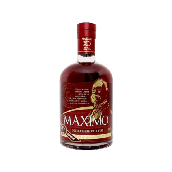 Maximo Solera aged craft rum bottle with red label, premium spirits, 700ml