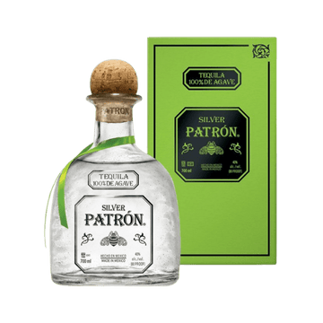 Bottle of Silver Patrón tequila 100% de agave with green label and matching green box