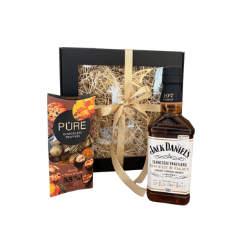 Jack Daniels Sweet & Oaky Burboun + Pure Chocolate Truffles / dāvanu komplekts / 53,5 % / 0,5 l